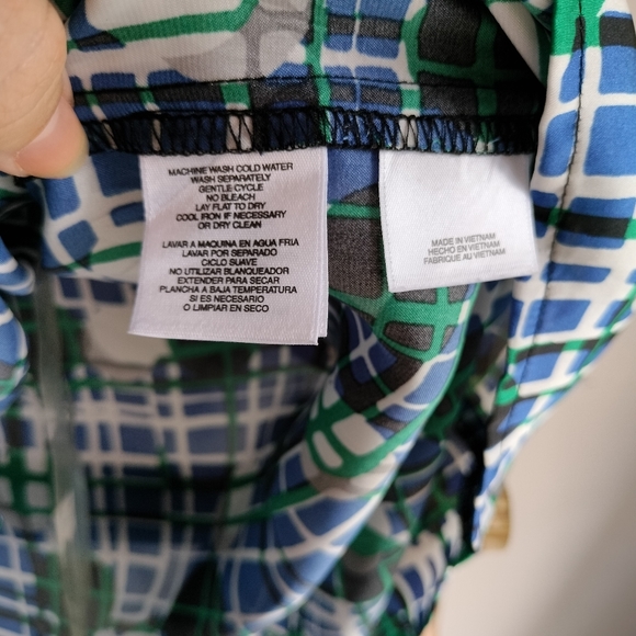 Nine West Geometric Pattern Top - Picture 8 of 15